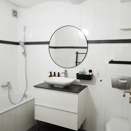 95m2 Loft Mit Terasse 1b 2r Kreuzberg *