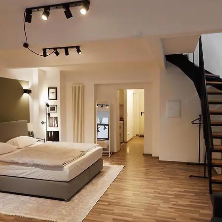 Apartment 95m2 Loft Mit Terasse 1b 2r Kreuzberg *